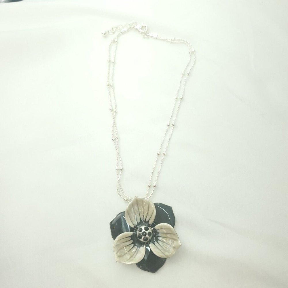 Womens Silver Layered Harringbone Chain Lobster Black Flower Pendent Necklace